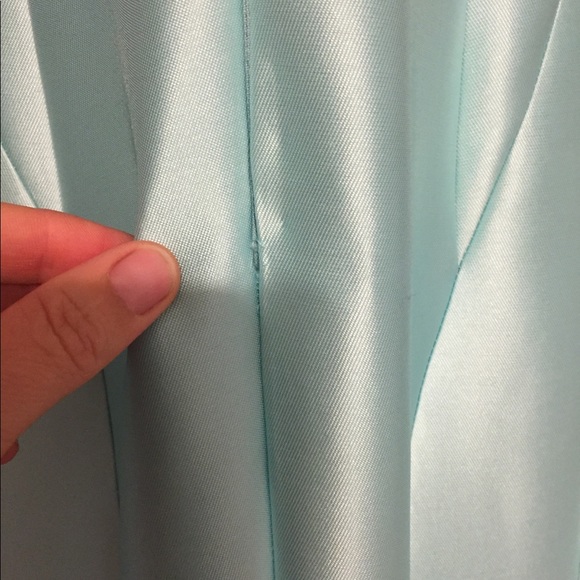 PROM DRESS - Picture 4 of 8